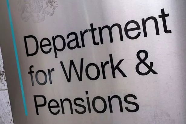 从2025年4月起，DWP做出重大改变，使通用信贷申请人受益