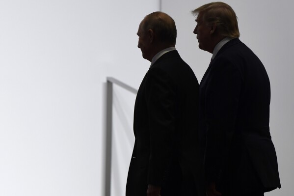 特朗普表示，他希望就乌克兰问题进行谈判。目前尚不清楚普京是否真的如此