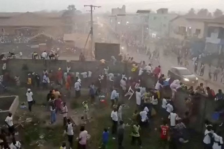 几内亚人权组织称体育馆踩踏事件的死亡人数过低