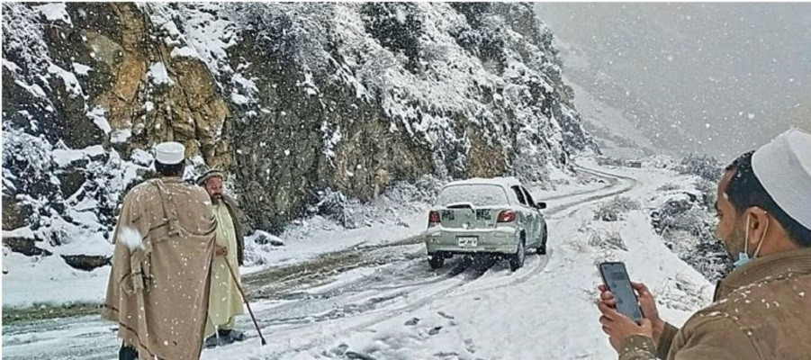 4 .死于暴雨，死于降雪