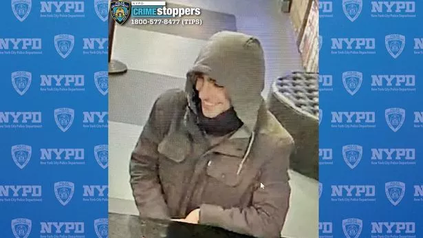从星巴克咖啡杯DNA到背包理论,抓住布莱恩·汤普森“枪手”的重要线索